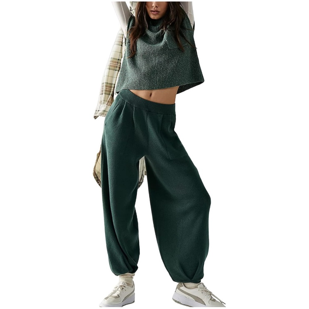 2-pc Knit Top & High-Waisted Pants Lounge Set - Medium